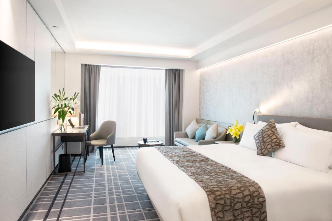 Royal Park Hotel Hong Kong Exterior photo Deluxe Room