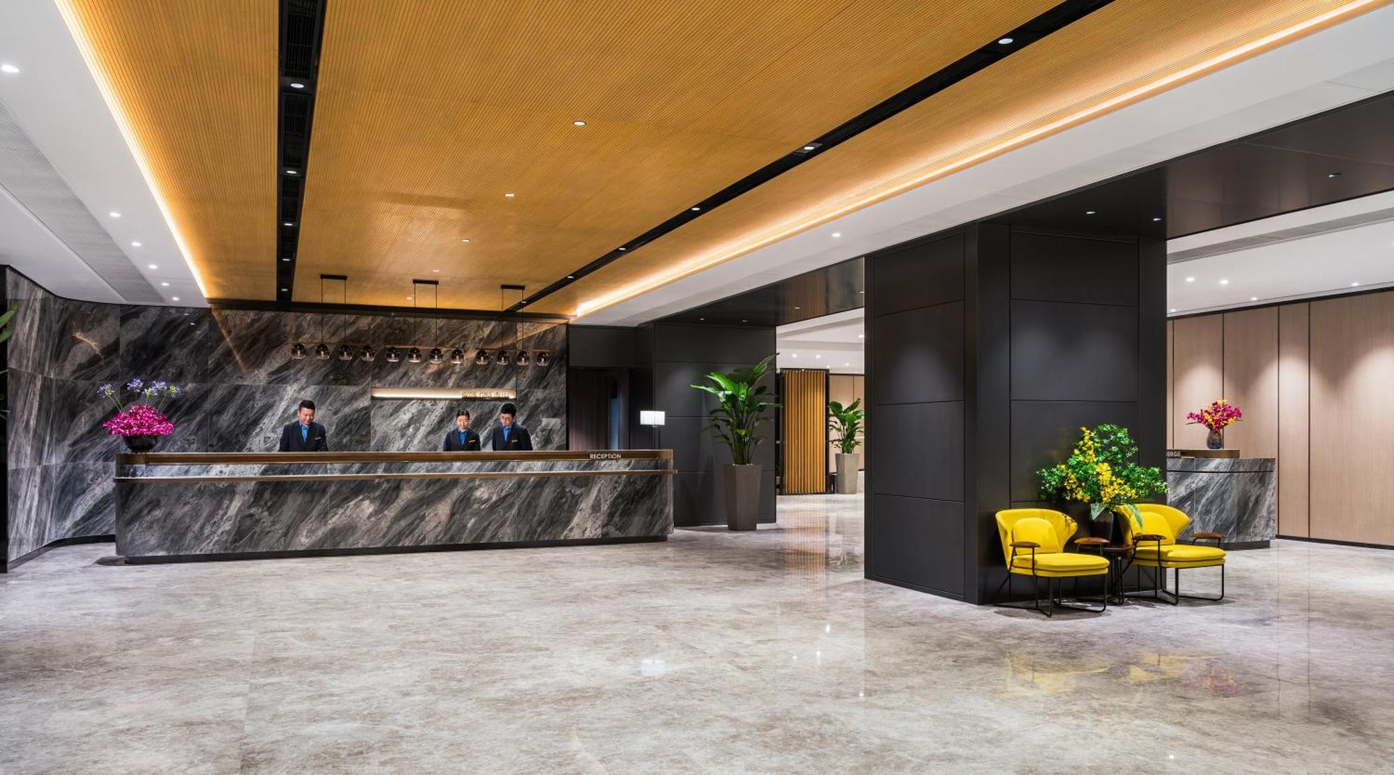 Royal Park Hotel Hong Kong Exterior photo Lobby